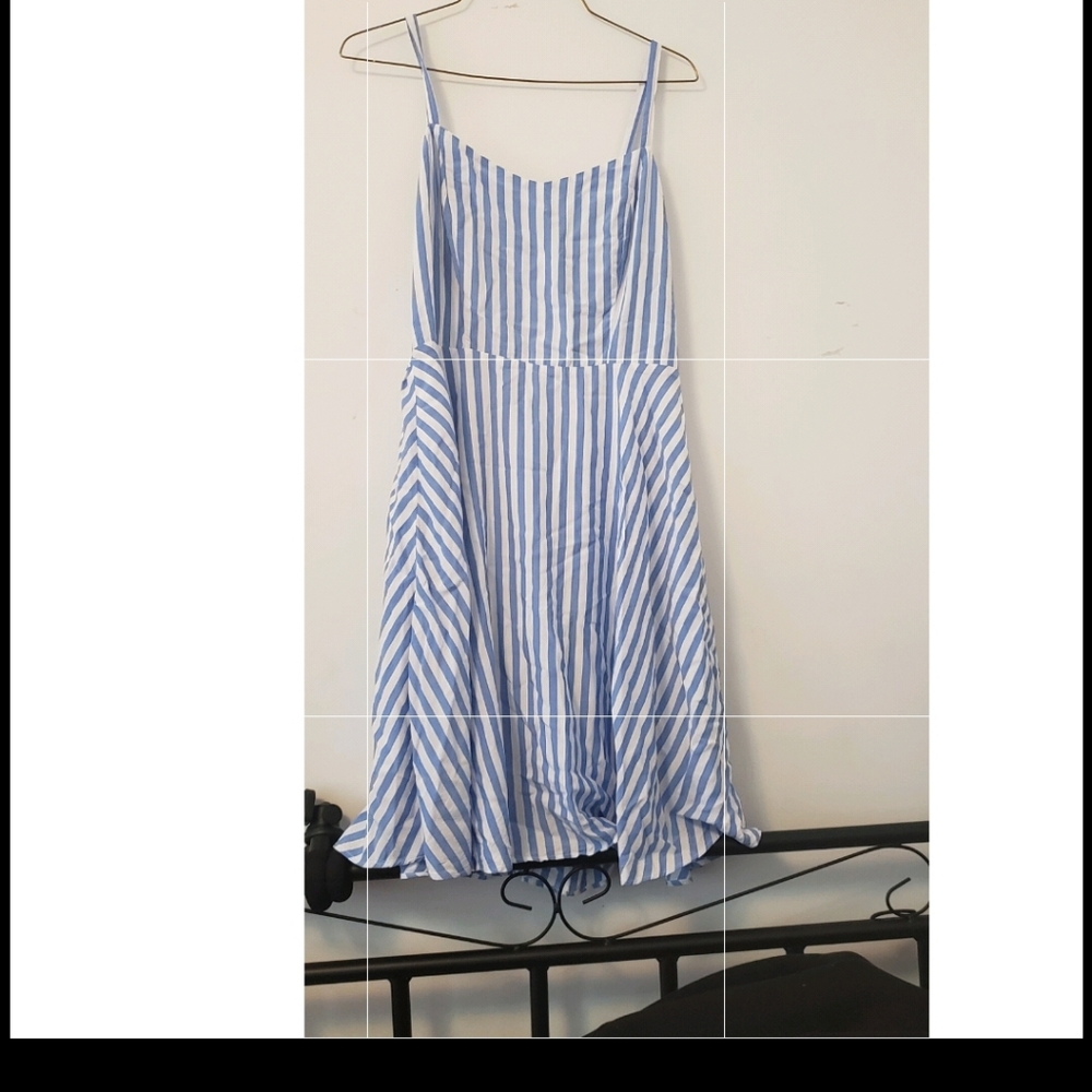 Old Navy Summer Blue & White Striped Dress…